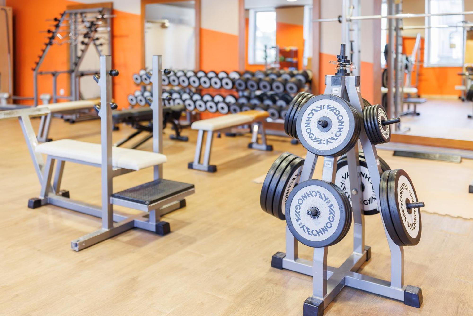 Hotel Slovenija - Terme & Wellness Lifeclass بورتوروز المظهر الخارجي الصورة A weight room